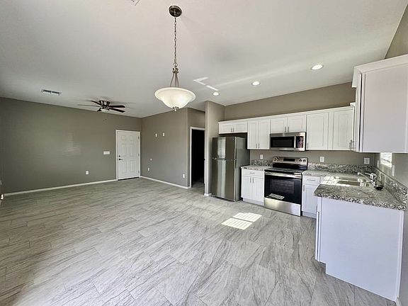 4th image of 1123 N 14th Ave #1