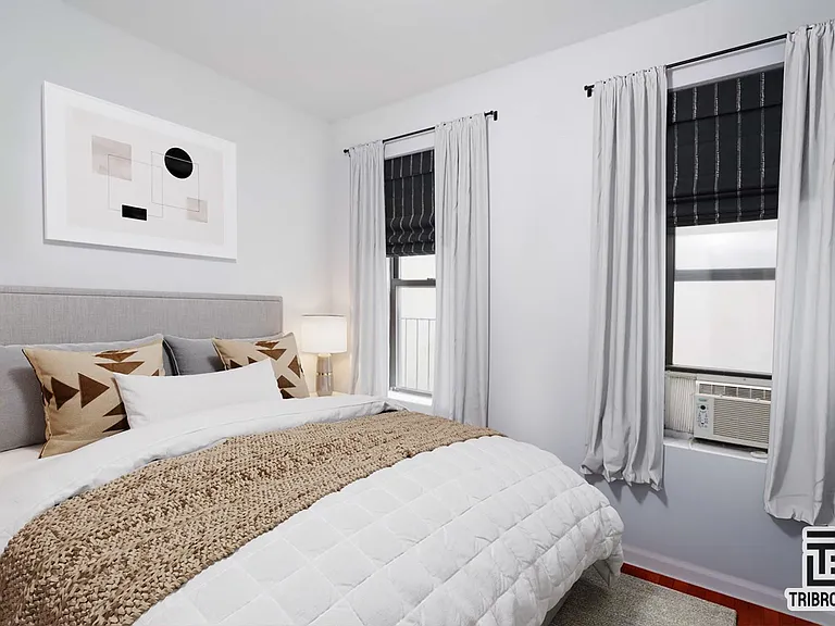 1431 York Ave #52 — Photo 2