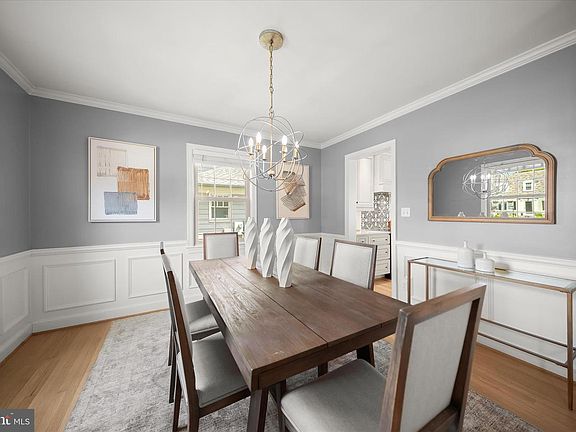 4th image of 10318 Parkman Rd