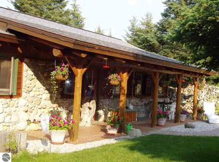 8700 W 6 1/2 Rd, Mesick, MI 49668