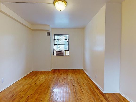 3rd image of 414 E 73rd St #6FF