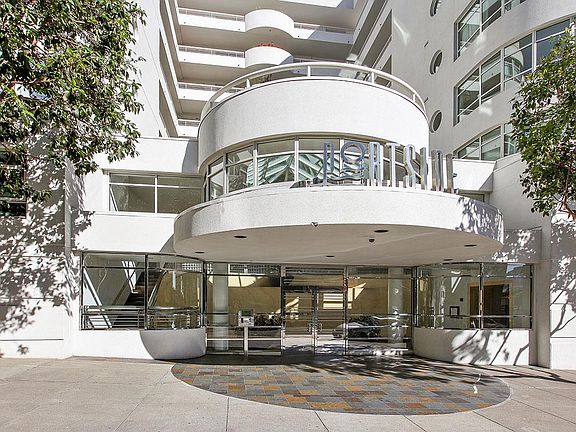 5th image of 403 Main St #805