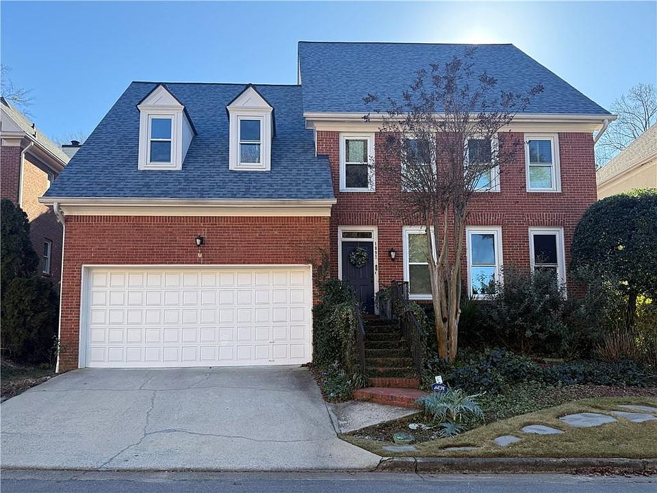 1st image of 1097 Longwood Trce