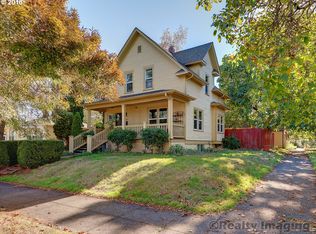 1106 NE Lenore St, Portland, OR 97211