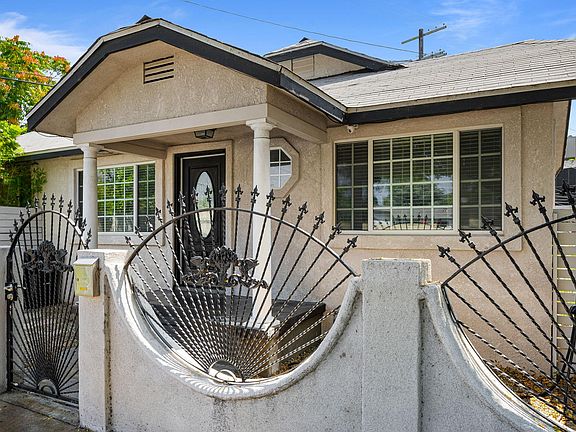 3rd image of 3360 Silver Lake Blvd