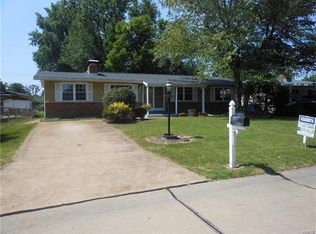 3704 Edwards Rd, Saint Louis, MO 63125