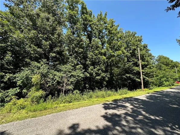 81 Saturn Ave #34, Eureka Springs, AR 72631