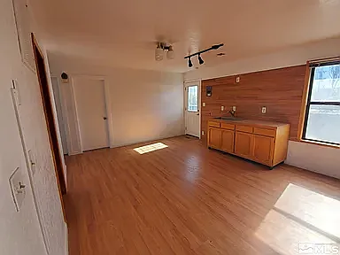 690 J St — Photo 5