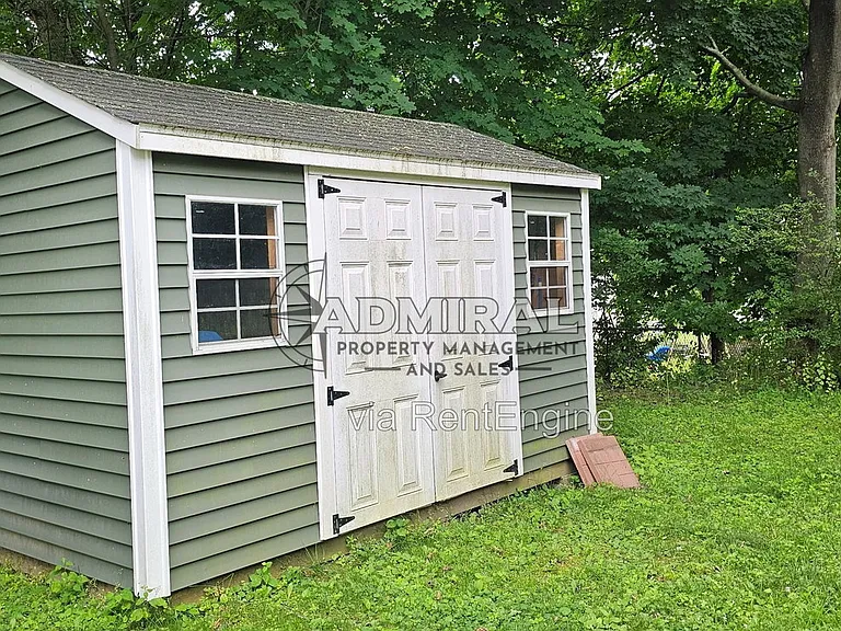 8 Maple St — Photo 19