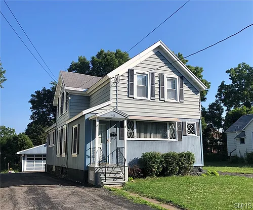 708 Schuyler St Photo 1