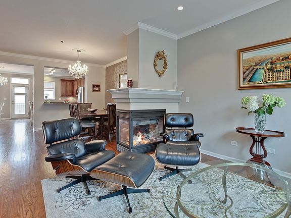 3rd image of 4653 N Laporte Ave
