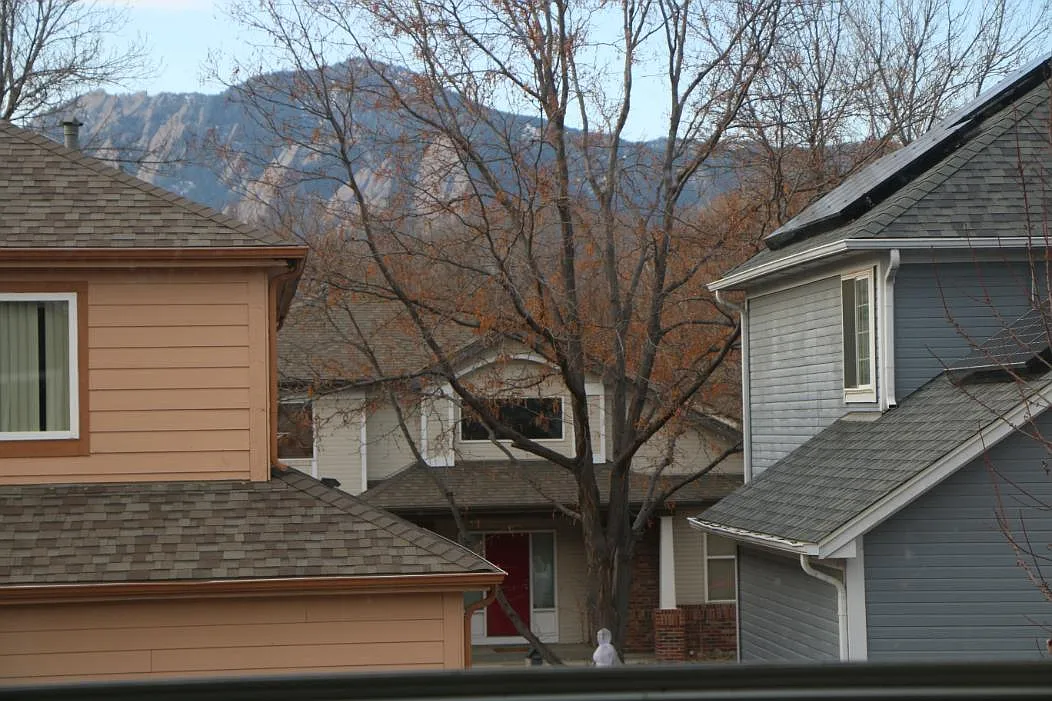 4840 Kings Ridge Blvd — Photo 2