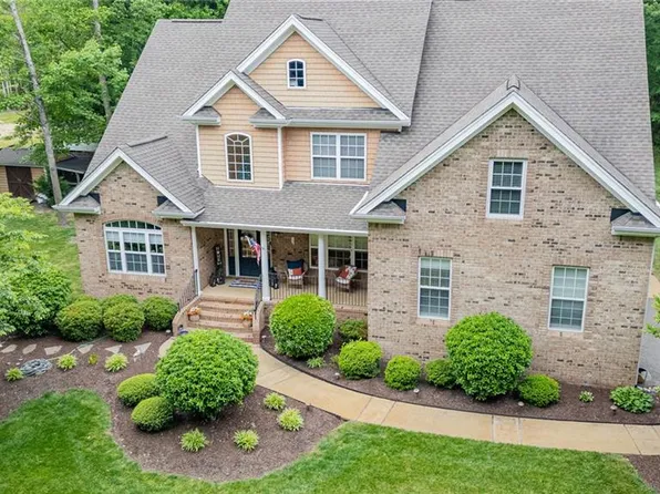 772 Sandbridge Rd, Virginia Beach, VA 23456
