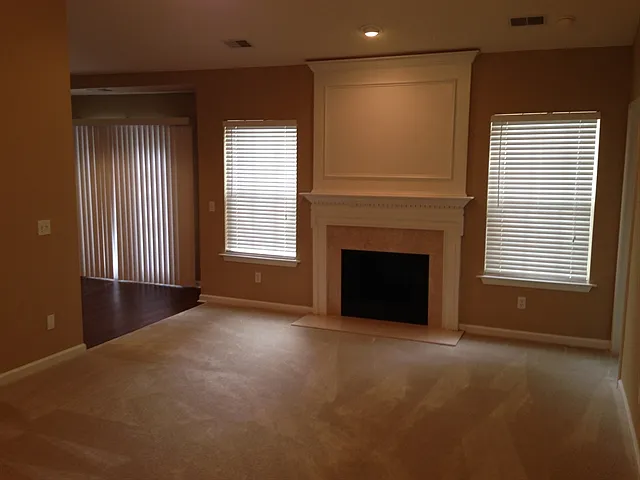 325 Mill Pond Rd — Photo 2