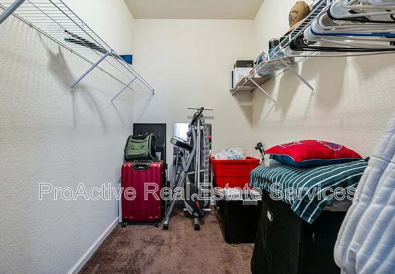 2104 Miller Ave — Photo 20
