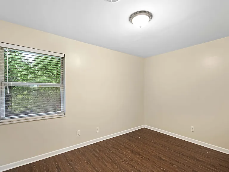 1405 Forest Ave #1405 — Photo 15
