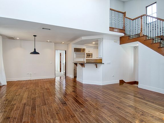 5th image of 430 1/2 Acacia Ave