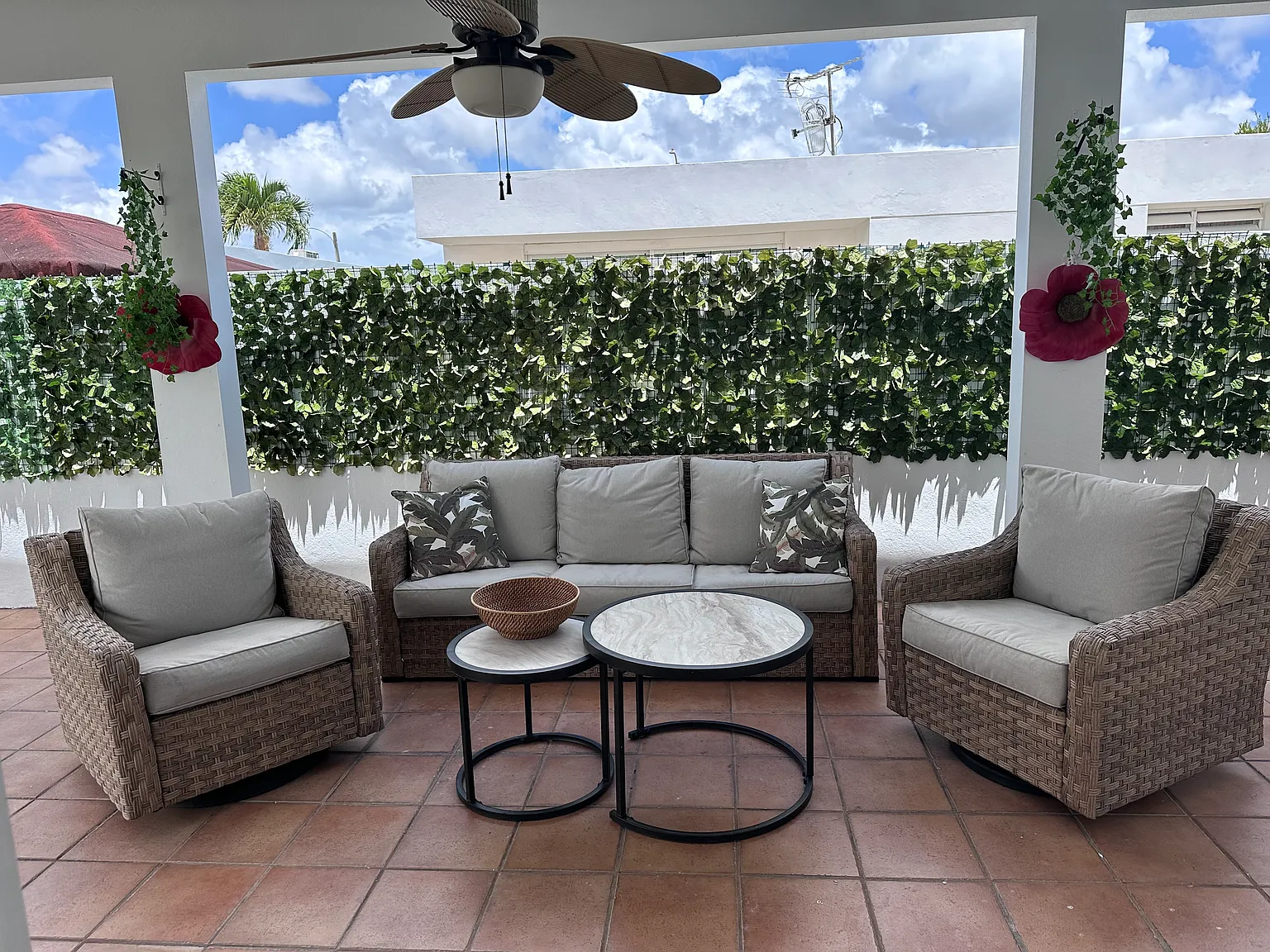 3 bed, 1800 sqft, $2,300 — Photo 1