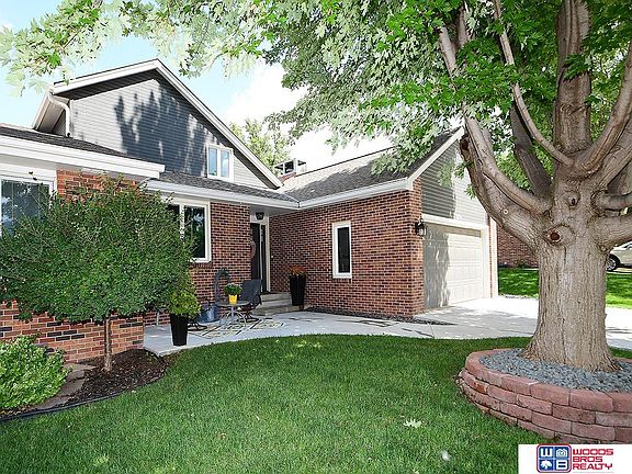 2nd image of 8124 Hickory Ln