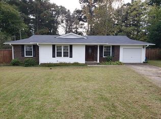1502 Oglethorp Ct, Fayetteville, NC 28303