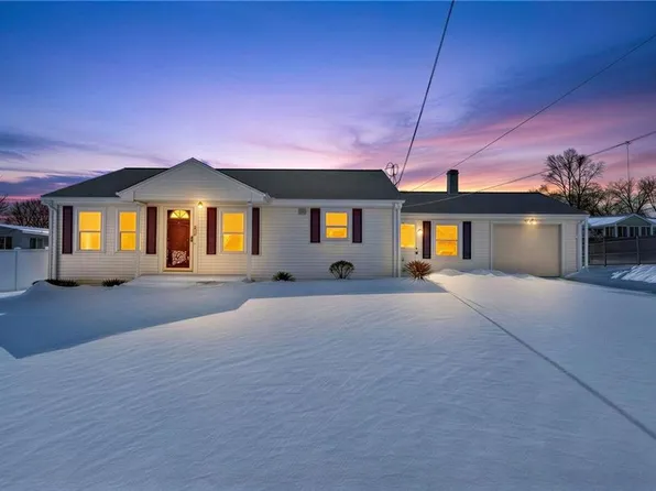 137 Colonial Ave, Cumberland, RI 02864