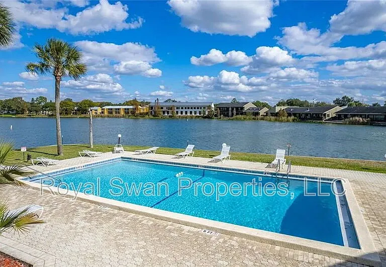 1920 E Edgewood Dr E #N1 — Photo 18