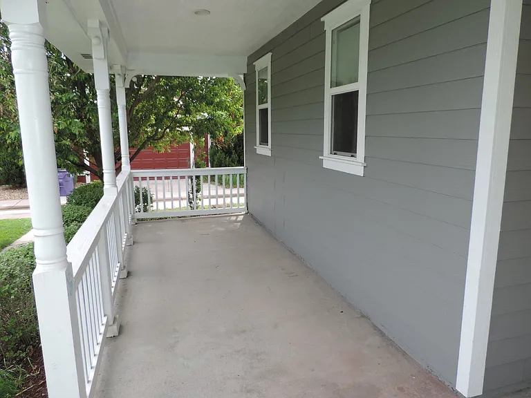 2246 Ulster St — Photo 3