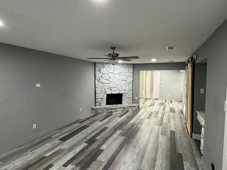 504 E Beltline Rd #A — Photo 12