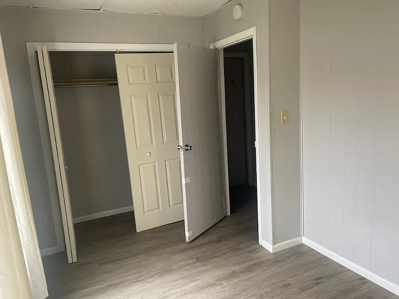 901 W. Beardsley Ave - A — Photo 3
