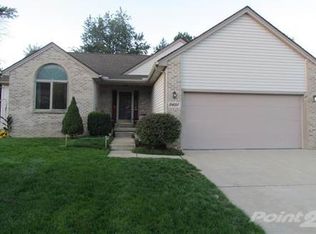 2451 Wildwood Trl, Saline, MI
