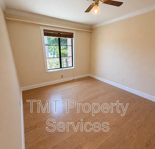 930 Graywood Cir — Photo 29