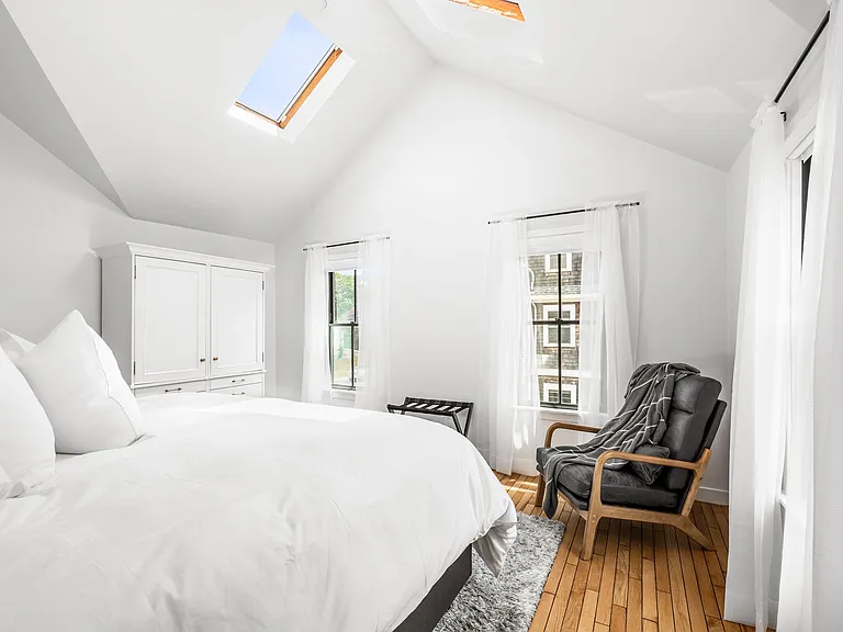 36 Rodman St — Photo 19