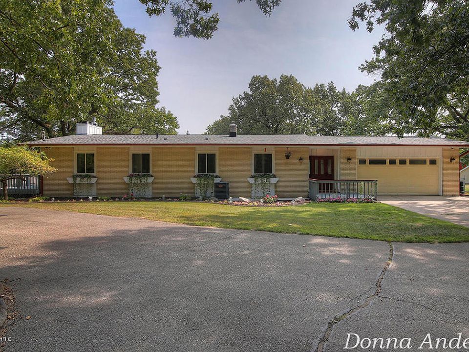 1st image of 755 Alden Nash Ave SE