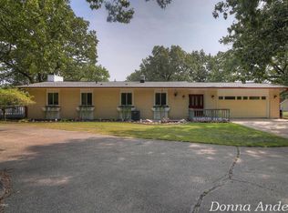 755 Alden Nash Ave SE, Lowell, MI 49331