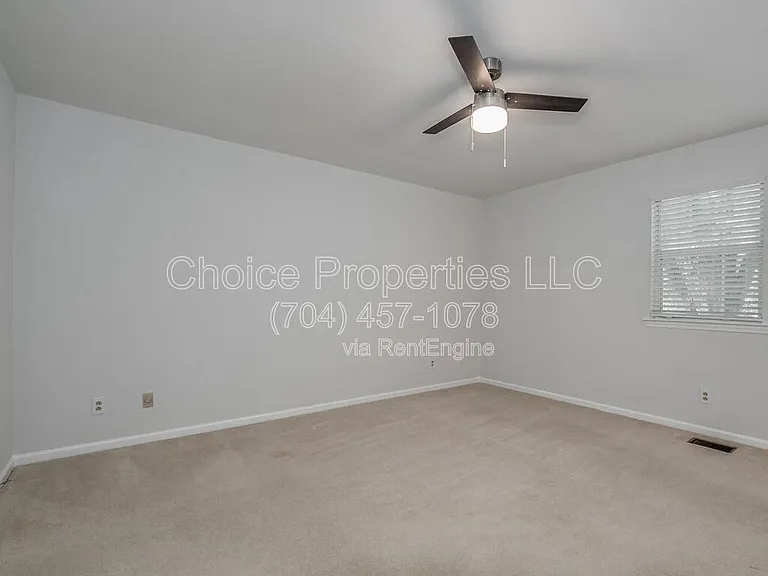 2704 New Hamlin Way — Photo 15