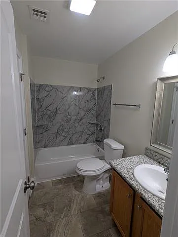 450 NW 3rd St #A — Photo 14