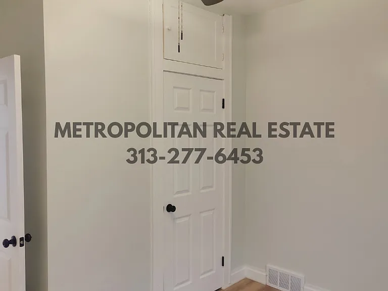 22340 Park St — Photo 15