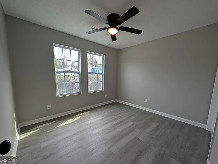 136 Tuscany Ln — Photo 12