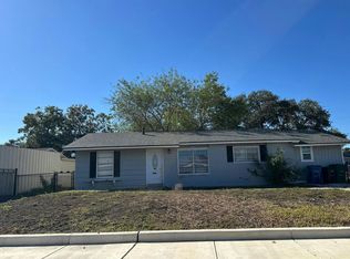 5826 Windyhill Dr, San Antonio, TX 78242