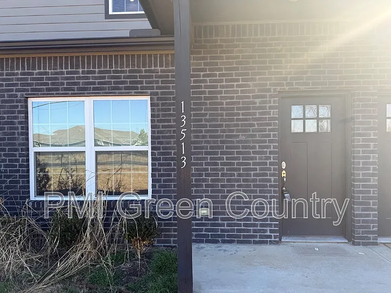 13513 S Mingo Rd #7 — Photo 1