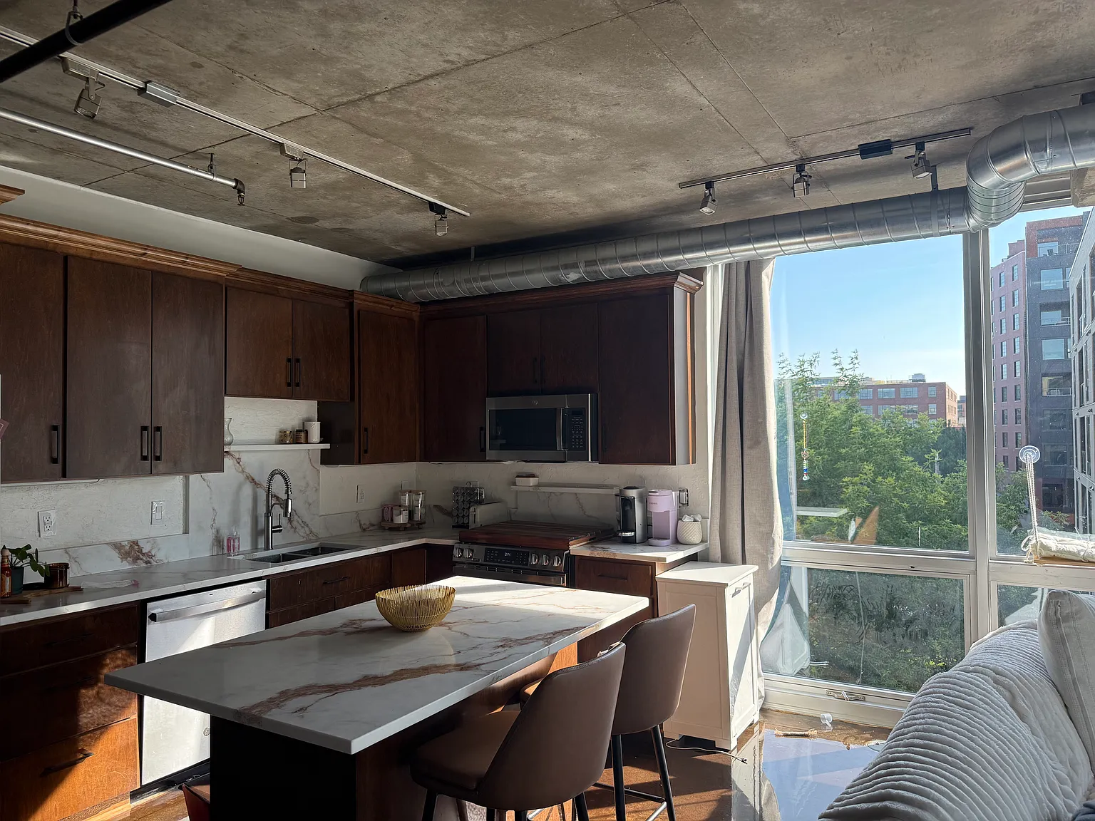 2 bed, 1159 sqft, $4,750 — Photo 4