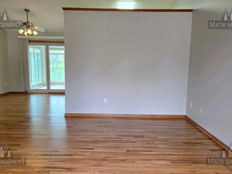 5605 Nancy Ln NW — Photo 4