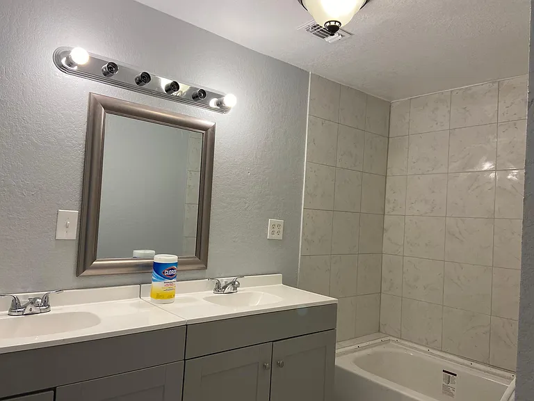 1512 S Alice Ave — Photo 8