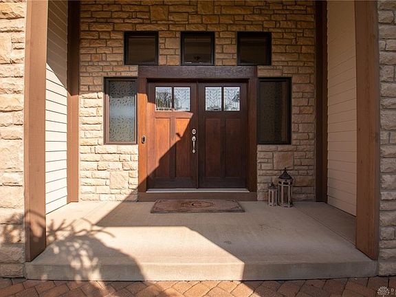 2nd image of 2389 Alderwood Ct