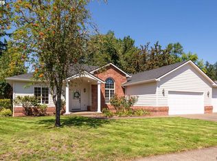 4166 Hampshire Ln, Eugene, OR 97404