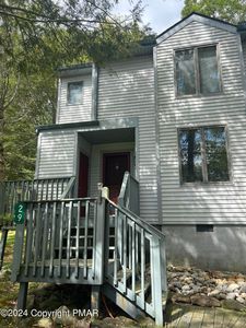 29 Castagnolia Dr, Unit, PA, 18624