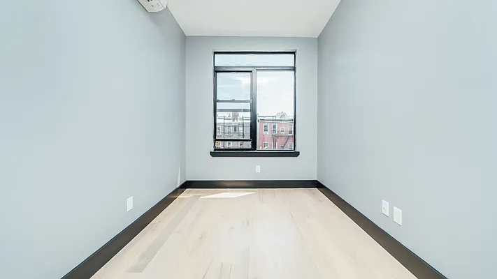Rented by Nooklyn NYC LLC | media 18