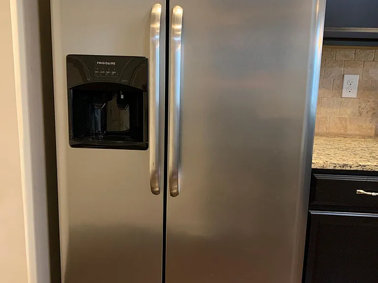 120 Greenfield Dr — Photo 11