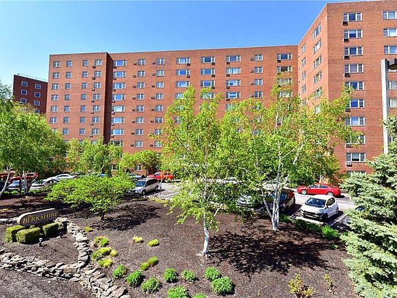 2nd image of 11820 Edgewater Dr APT 708