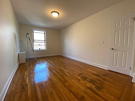 2nd image of 84-09 Talbot St #B